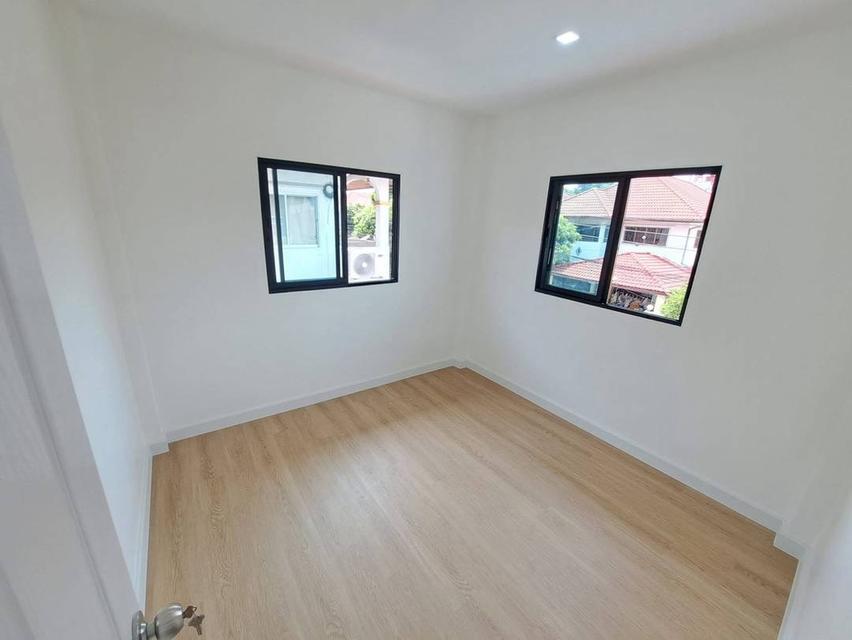ขายบ้าน พร้อมอยู่ รีโนเวทใหม่ทั้งหลัง หมู่บ้านทวีทอง3 หนองแขม 6