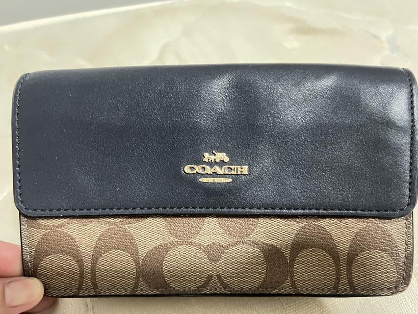 กระเป๋าสตางค์ COACH