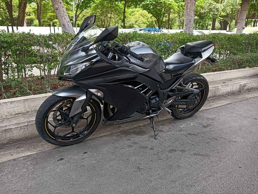 Kawasaki Ninja 300  เล่มโอนภาษีปี 68 ครับ 5