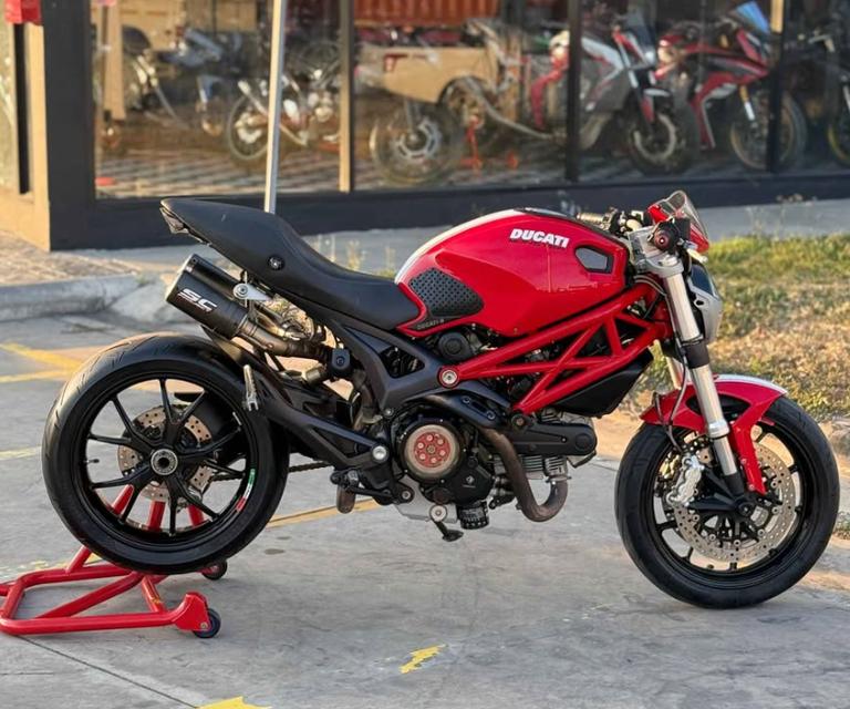 ขาย Ducati Monster 796 สีแดง