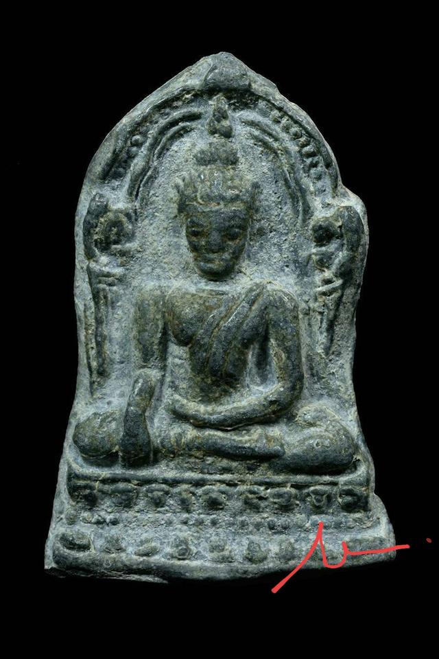 พระเครื่องพระบูชาไทยและเครื่องรางของขลัง