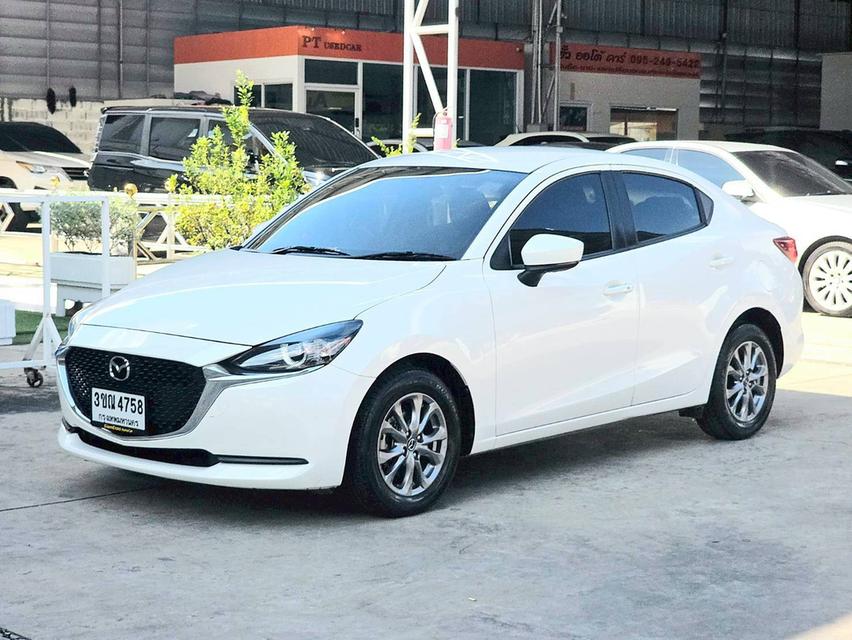 รหัสรถ SEZ4758 📞 Mazda 2 1.3 C (4 ประตู Sedan) เกียร์ ออโต้ เบนซิน สี ขาว ปี 2022