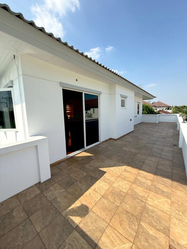 ขายบ้านหรู เสนาเเกรนด์โฮม รังสิต - ติวานนท์ (หลักหก) มีสระน้ำ 17