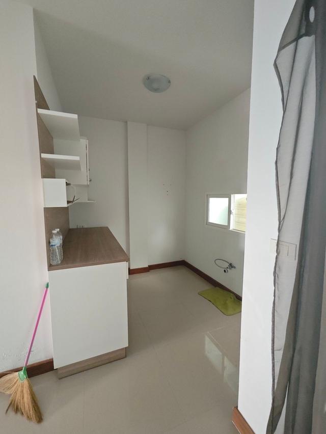 ขายทาวน์โฮม 3 ชั้น 3 ห้องนอน หมู่บ้านเดอะริคโค้ทาวน์ วัชรพล 20.6 ตร.ว. ใกล้ทางด่วนรามอินทรา/รถไฟฟ้า รองรับ EV Charger 3