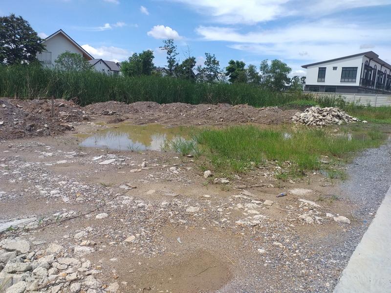 ขายที่โฉนด จำนวน 1 งาน 92 ตรว ที่ดินสี่เหลี่ยมสวย รังสิต ปทุมธานี 12