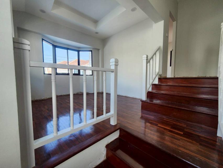 ขายบ้านเดี่ยวมือสองตกแต่งใหม่ โครงการ ธนาสิริ รัตนาธิเบศร์ (Thanasiri Rattanathibet) ใกล้รถไฟฟ้าสายสีม่วงสถานีบางพลู 11