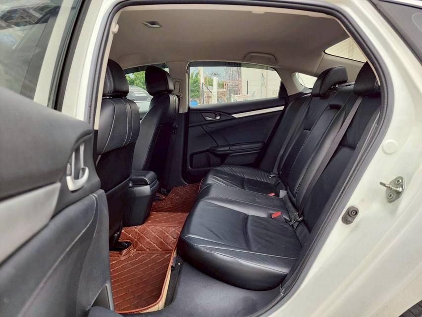 ขาย Honda Civic 1.8El ปี17 15