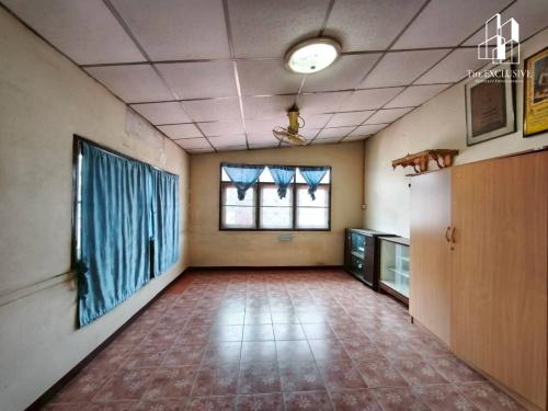 🔥 หลุดขาย! บ้านเดี่ยวเรวดี 25 ทำเลทองนนทบุรี ราคาเพียง 4,790,000 บาท! (หลังใหญ่ ฟังก์ชันครบที่สุด) 9