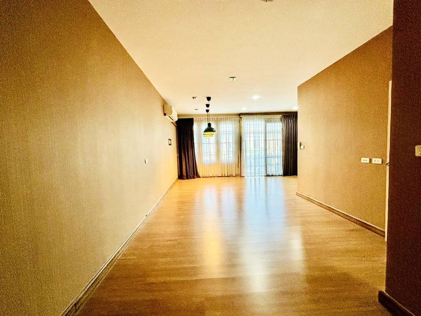 ให้เช่าทาวน์โฮม 3 ชั้น โกลเด้นทาวน์ ซ.นวมินทร์ 42 แยก 27 ,ซ.เกษตรนวมินทร์ 48, 5 ห้องนอน 4 ห้องน้ำ ต่อเติมครบ ไซส์ใหญ่ที่สุดในโครงการ 8