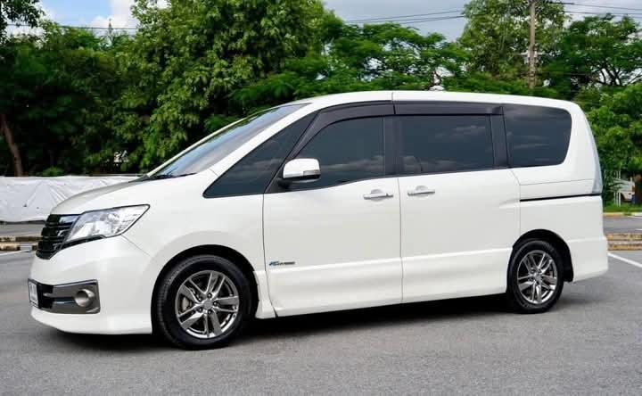 ปล่อยขาย Nissan Serena 2