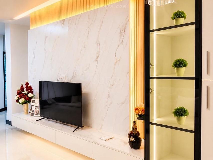 For Sale — Newly Renovated Corner Condo at Keha Thepprasit, Jomtien 156sqm 3bedrooms 2bathrooms city view on 12th floor, A building 9