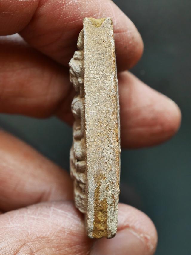 พระผงพิมพ์กลีบบัว หลวงปู่โต๊ะ วัดประดู่ฉิมพลี หลังยันต์ตรี พิมพ์ใหญ่ ปี 2521....เก่า เดิมๆ 8