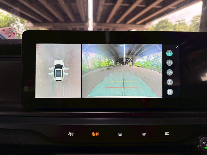 2023 MG VS 1.5 X Sunroof HEV AT รุ่นท๊อป รูปที่ 13