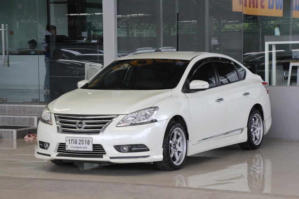 รหัสรถ TKG2518 NISSAN SYLPHY 1.8 V ปี 2013