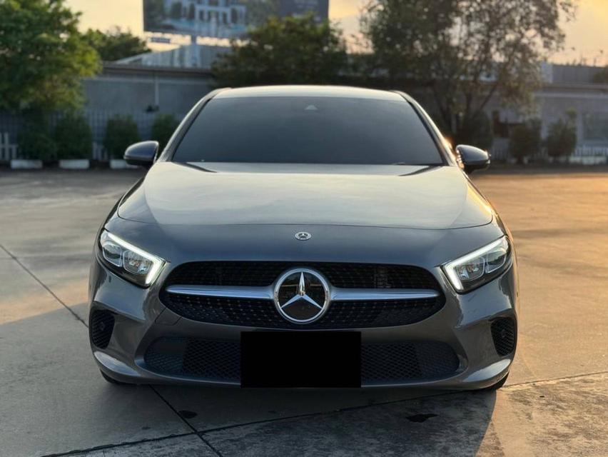 Mercedes Benz A200 Progressive 2022 รถใหม่สภาพป้ายแดง เเต่คุ้มกว่ากันถึง8แสบบาท 2