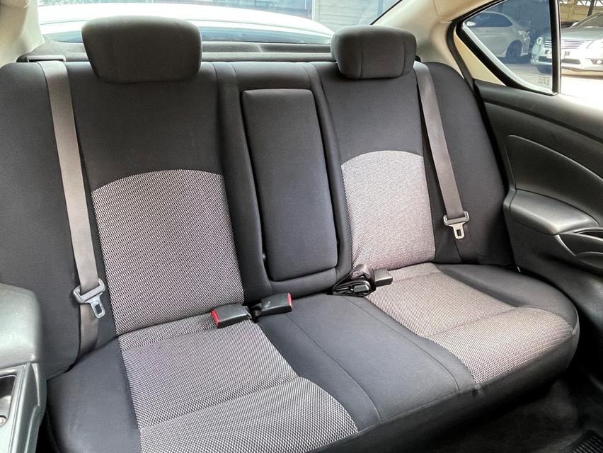 NISSAN ALMERA 1.2 E SPORTECH ปี 2016 AUTO สภาพนางฟ้า รูปที่ 12