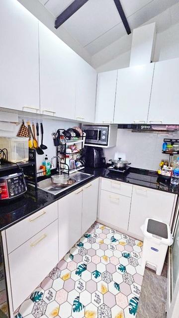 ทาวน์โฮมให้เช่า 4นอน 2น้ำ ลำลูกกา คลอง 5 ตลาดนานาเจริญ 2กม. 19ตร.วา. 150ตร.ม. เฟอร์ฯครบสนามกอล์ฟธัญญะ900ม. ตลาดนานาเจริญ 7