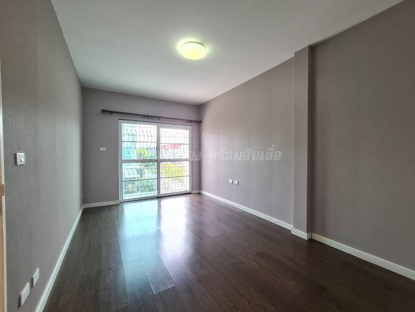 หมู่บ้านฮาบิเทีย เลียบคลองสอง 2