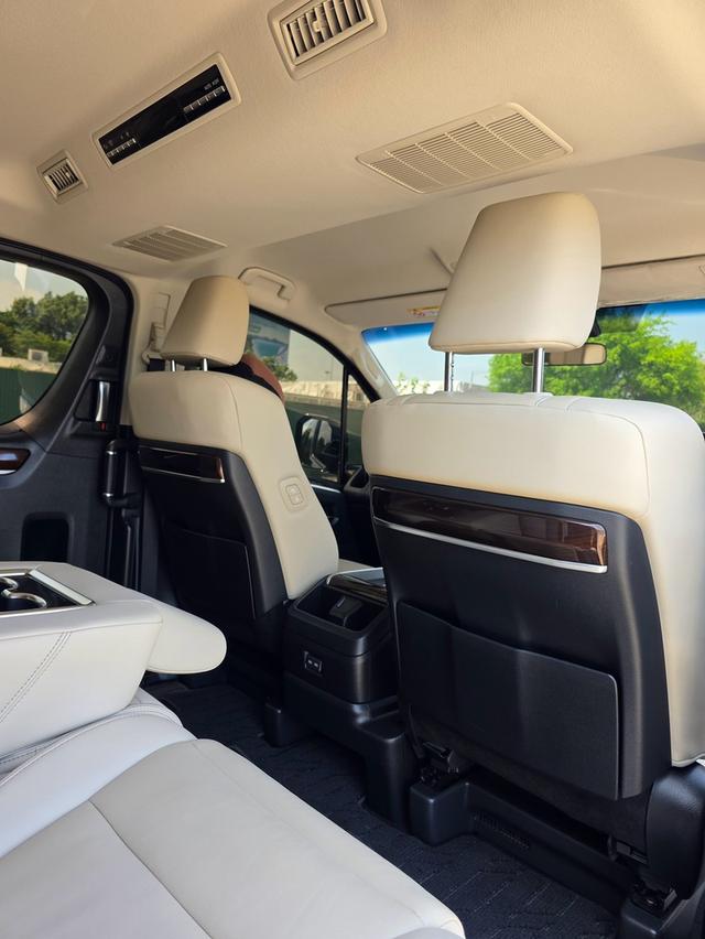 Toyota Majesty รุ่น 2.8 Grande ปี 2024 ไมล์ 40,000 กม. รูปที่ 13