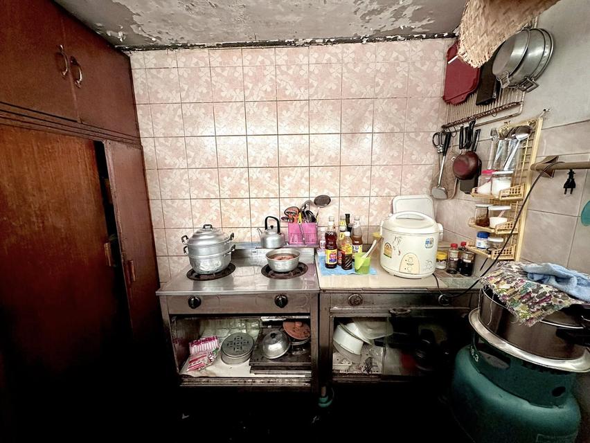 ขายที่ดินแถมบ้านเก่าสไตล์วินเทจอายุบ้าน 57 ปี ไม่รวมเฟอร์ 19