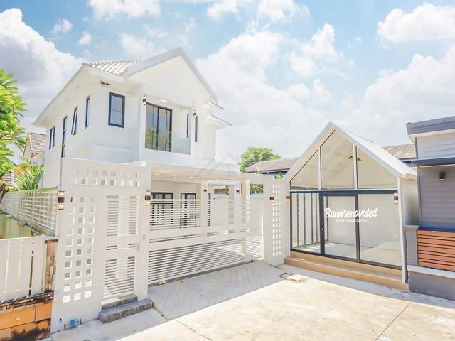 PB5534 ขายบ้านเดี่ยว หลังมุม เนื้อที่ 54 ตรว. หมู่บ้าน อารียา ชบา ซอยนวลจันทร์ 56 บ้านรีโนเวทตกแต่งโทนขาว