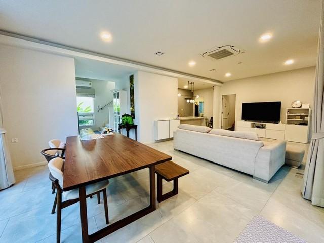 ขายบ้านเดี่ยว 2 ชั้น มัณฑนา 2 มอเตอร์เวย์-กรุงเทพกรีฑาตัดใหม่ Mantana 2 Motorway New Krungthepkreetha