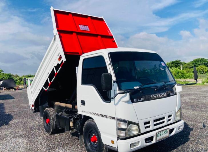 ขายรถบรรทุก 4 ล้อ ดัมพ์ ISUZU NKR 100 แรงม้า ปี 48