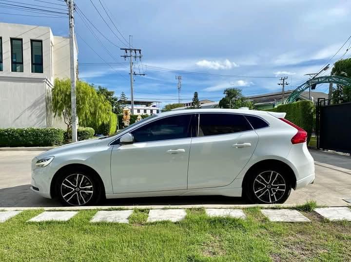 Volvo V40 ปี 2017 2