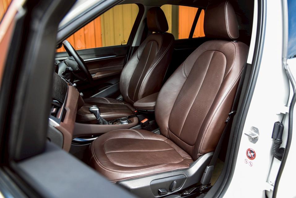 BMW X1 1.5 sDrive18i xLine F48 AT 2017 17
