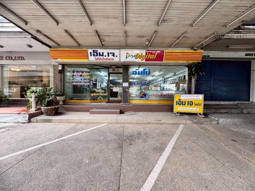 ขายด่วนราคาต่ำสุด อาคารพาณิชย์ 2 คูหา 4 ชั้น บนถนนศรีนครินทร์ ใกล้BTS ศรีลาซาล (N.1212) 2