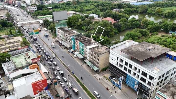 อาคารพาณิชย์ 4 ชั้น แยกปากเกร็ด นนทบุรี ทำเลดี ราคาถูก 4