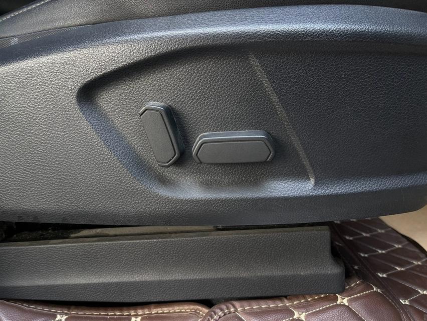 ขาย ford Everest 2.0 Turbo Plus ปี20 15
