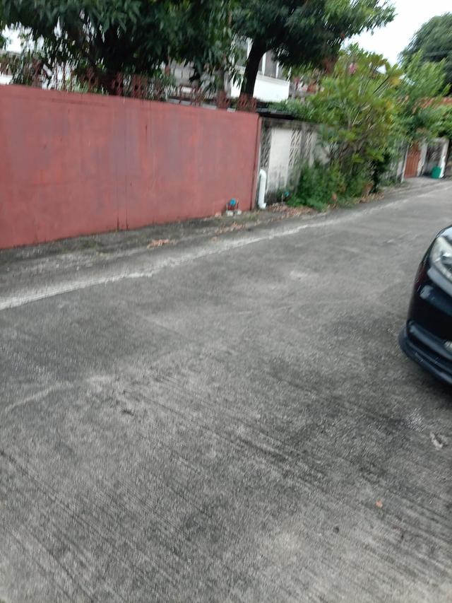 หมู่บ้านเสรี1หลังเดอะไนท์พระราม9 4