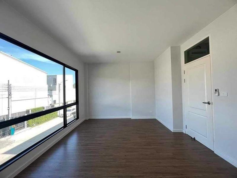 ด่วนขายขาดทุน ทาวน์โฮม QPrime หลังมุม 3 ชั้น ใจกลางเมือง สุขุมวิท 77 ราคาดีที่สุด 5