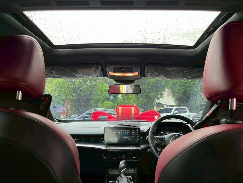 MG 5 1.5 X ปี 2024 หลังคา Sunroof i-Smart วิ่งน้อย 1x,xxx กม.