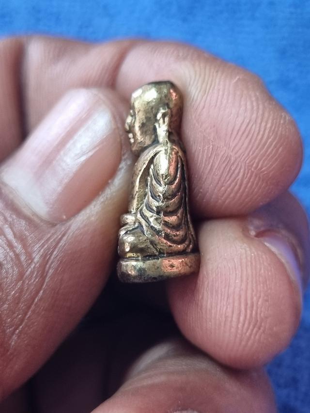 รูปหล่อหลวงพ่อเงิน ปี15 ไม่รู้พิมพ์ 3