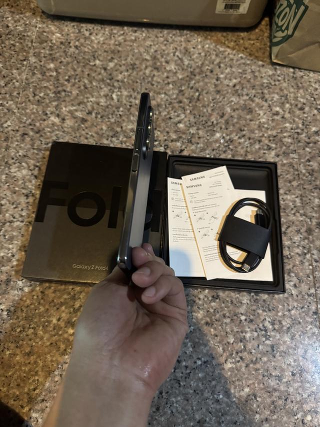 ขายๆๆๆถูกSamsungFold4สีใหม่หายาก GrayGreen 256กิ๊กยกกล่องสูนTrueสภาพสวยการใช้งานดีเยี่ยมทุกๆฟังชั่นเครื่องรีสโตได้ตลอดไม่มีติดแอคเค้าใดๆคับ ( จอขาวจั๊ รูปที่ 6