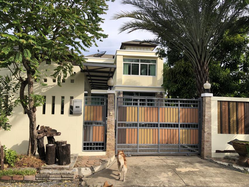 บ้านเดียว 2 ชั้นพร้อมสระว่ายน้ำ 10