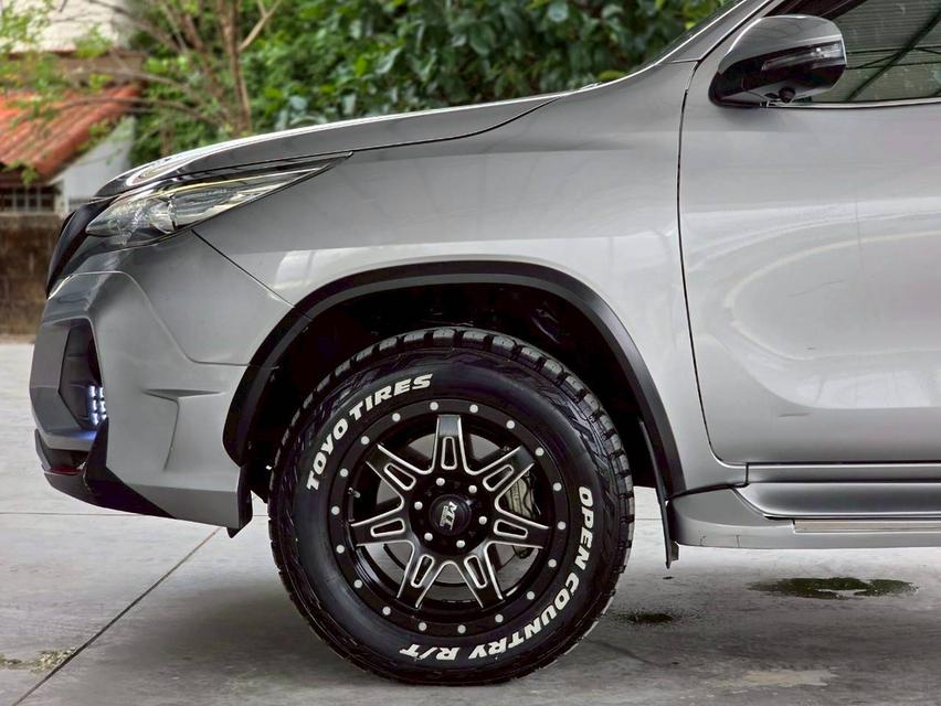 ขาย Toyota fortuner 2.4V 4wd ปี18 19