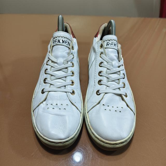 REKKENRANION RK631UnisexGenuine Leather SneakersSize. 41/26 cm⭐⭐⭐⭐ Pre-owned/ Good Condition🔥 Price : 490฿ รูปที่ 5
