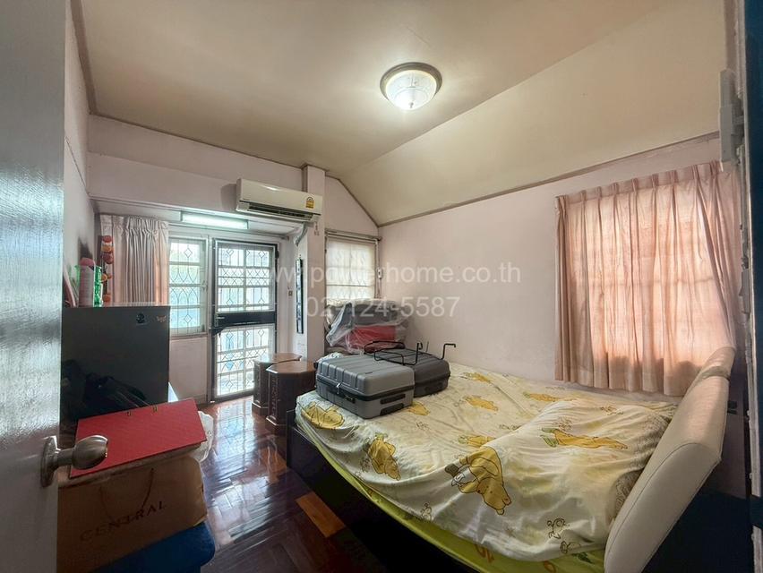 บ้านกฤษดานคร 16 ถนนบรมราชชนนี แขวงศาลาธรรมสพน์ เขตทวีวัฒนา กรุงเทพมหานคร 16