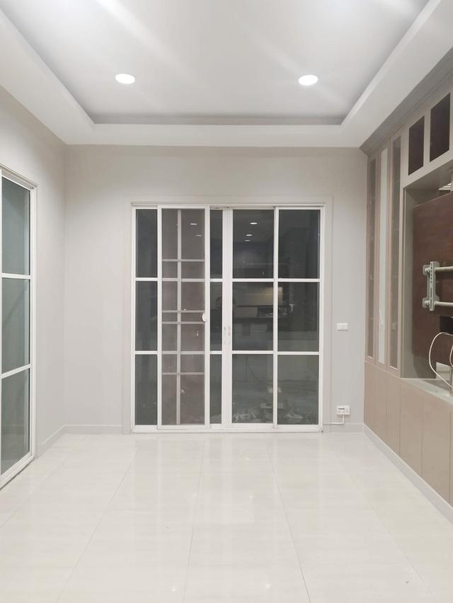 ขายบ้านเดี่ยวหรูหมู่บ้าน the city ปิ่นเกล้า 8