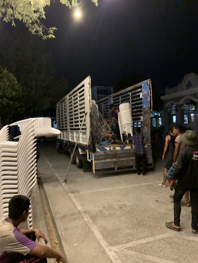 รถรับจ้าง 6 ล้อ 10 ล้อ ขนส่งทั่วไป