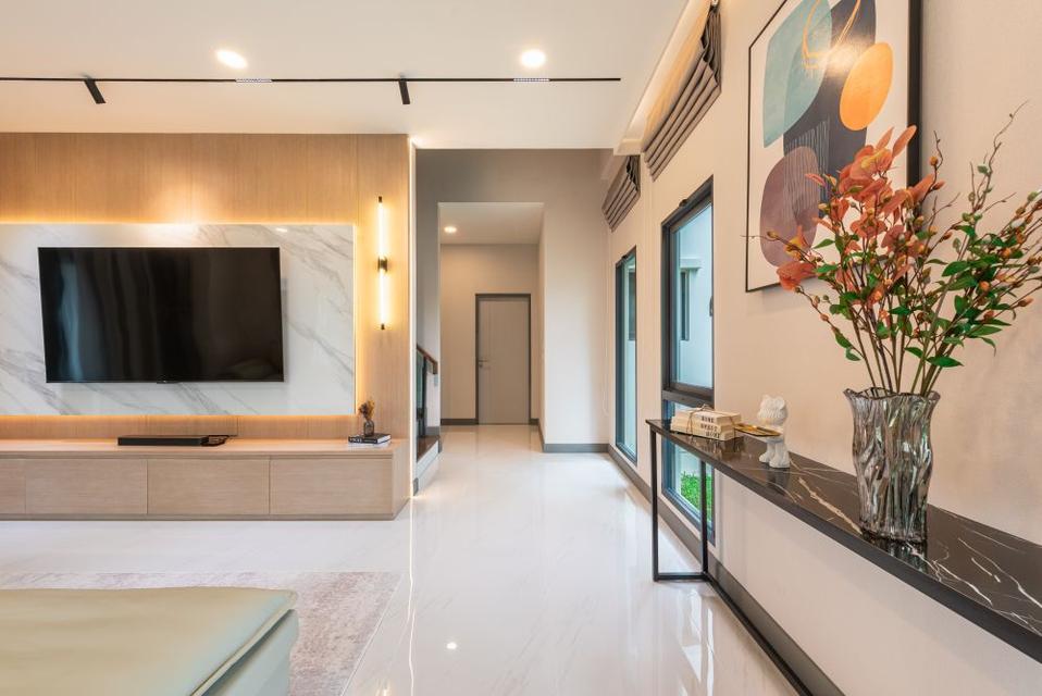 ให้เช่า / ขาย บ้านหรู มือ 1 (แต่งเสร็จ) The City บางนา ใกล้ Mega Bangna 3