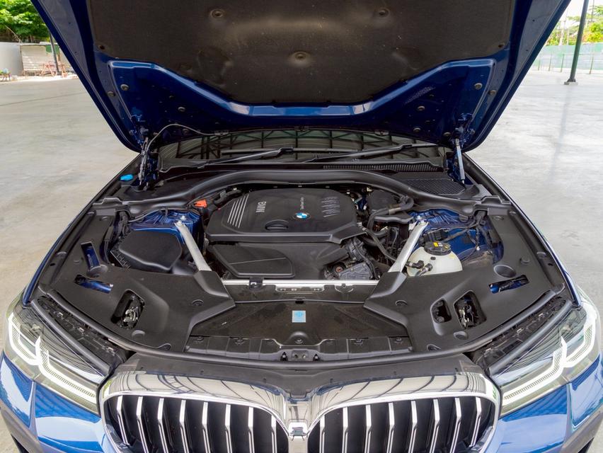 รหัสรถ 12AT6331 BMW 520d 2.0 M Sport ( G30 ) LCI | ปีจด : 2022 19