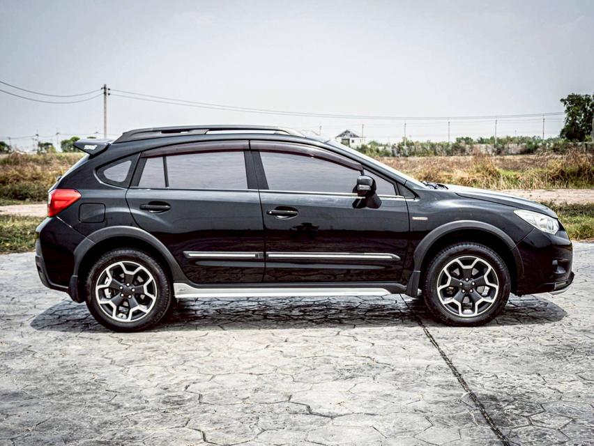 Subaru Xv 2.0i AWD สีดำ ปี 2015 มือเดียวป้ายแดง