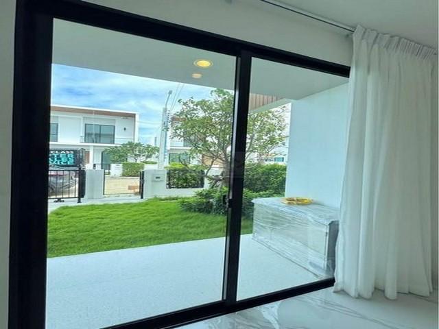 PB5607 ให้เช่าบ้านแฝด หลังมุม สไตล์ Minimal Eco Living บ้านใหม่ไม่เคยปล่อยเช่า หมู่บ้าน โคโม่ เบียงก้า บางนา (Como Bianca) 3ห้องนอน 3ห้องน้ำ 5