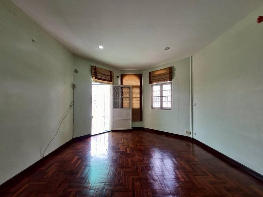 ขายบ้าน พระราม3 ซอย นนทรี 8 ทำเล ยานนาวา ใกล้ตลาดรุ่งเจริญ 5