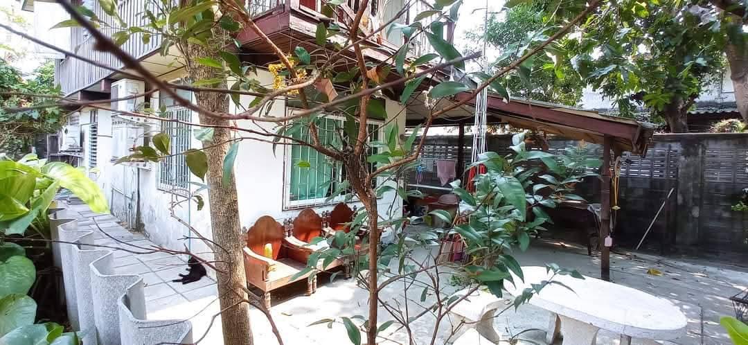 บ้านเดี่ยวถนนลาดพร้าว ใกล้รถไฟฟ้าสายสีเหลือง 9