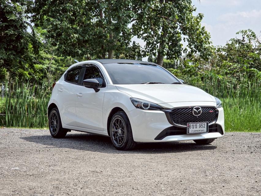 รหัสรถ CBLX952 🚘 Mazda2 1.3SP Sport AT ปี 2023 (จดปี 2025)